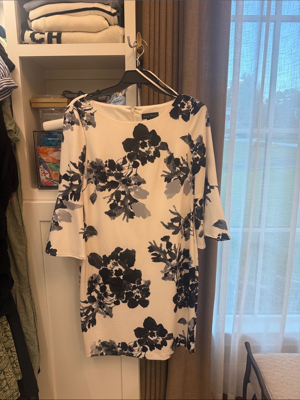 Jessica Howard White Dress with Black Floral Print
